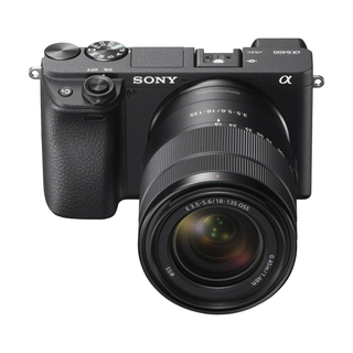 Sony a6400 Mirrorless Camera with 18-135mm Lens