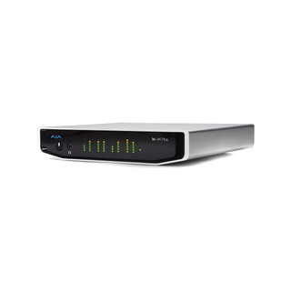 AJA Io 4K Plus 12-bit 4K/UltraHD/HD I/O via Thunderbolt 3, with 12G-SDI and HDMI 2.0 I/O, AC Adapter (Thunderbolt cable not included)