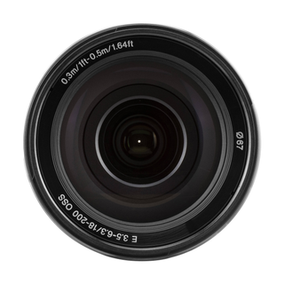 Sony E 18-200mm f/3.5-6.3 OSS Lens